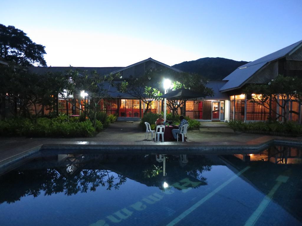Rabaul Hotel Экстерьер фото